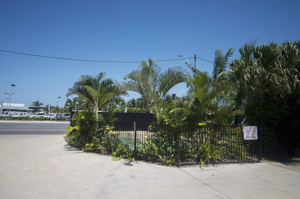 Cool Palms Motel Mackay Exterior foto